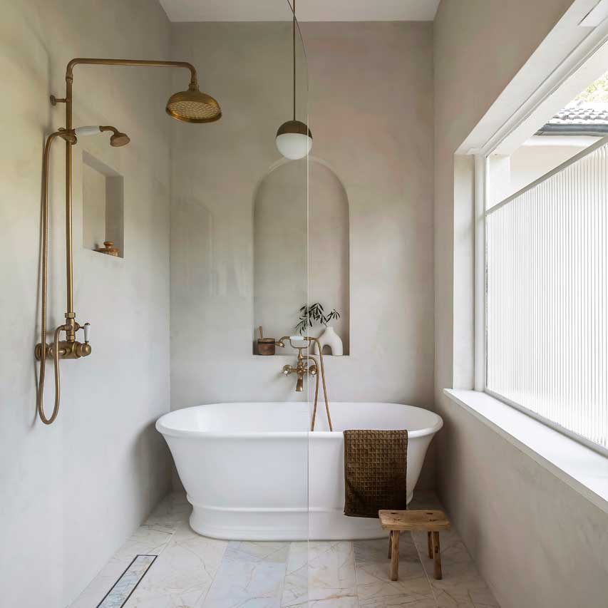 Turner Hastings Cambridge 156 TitanCast Bath - Satin Silk White