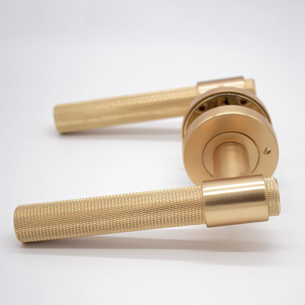 Manovella Knurled Privacy Door Handle - Rosedale - Satin Brass