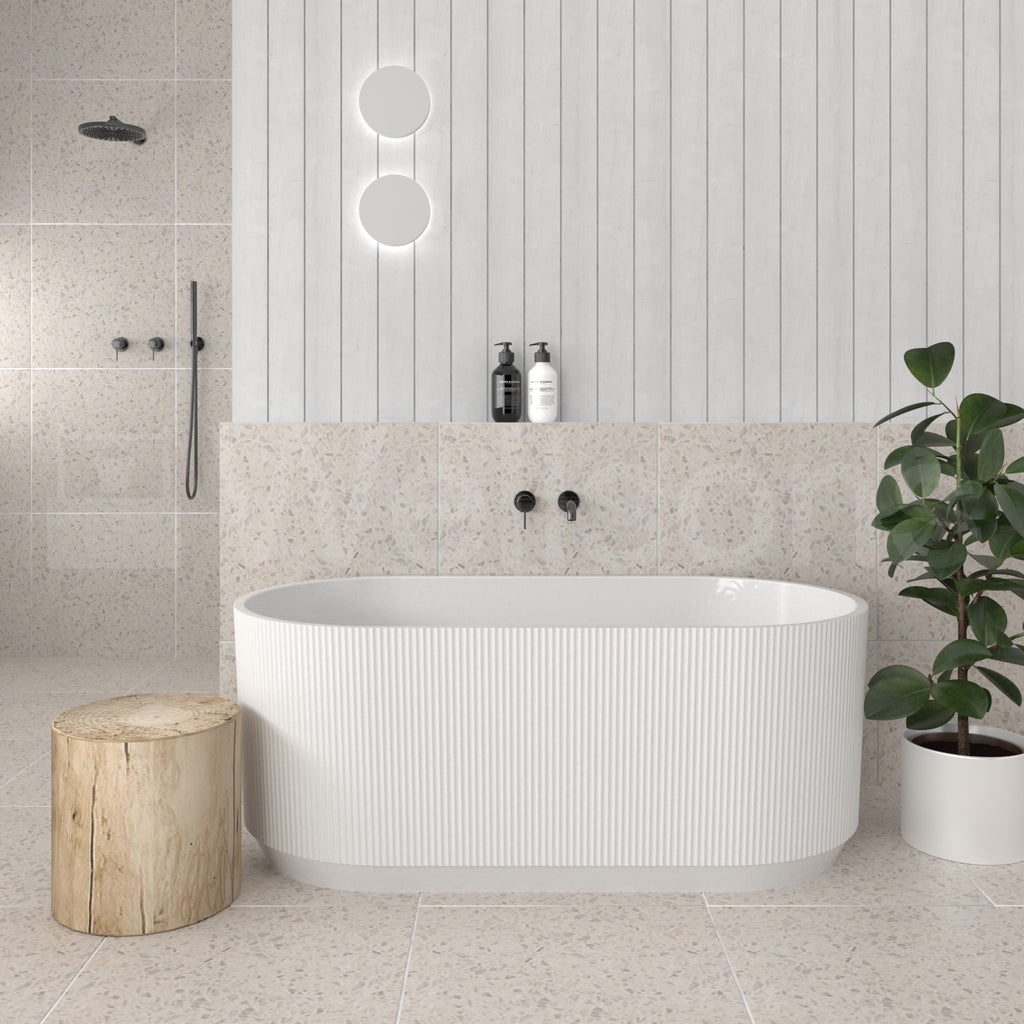 Rosely Fluted V Groove Freestanding Bathtub Matte White