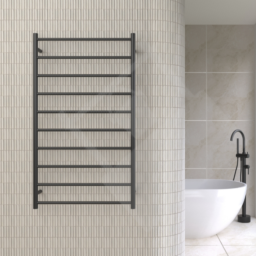 Thermogroup 10 Bar Straight Round Heated Ladder Rail - Matte Black