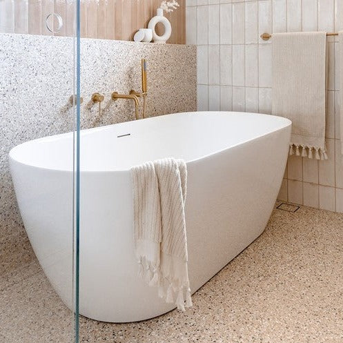 ADP Glacier Freestanding Bath 1700mm - Gloss White