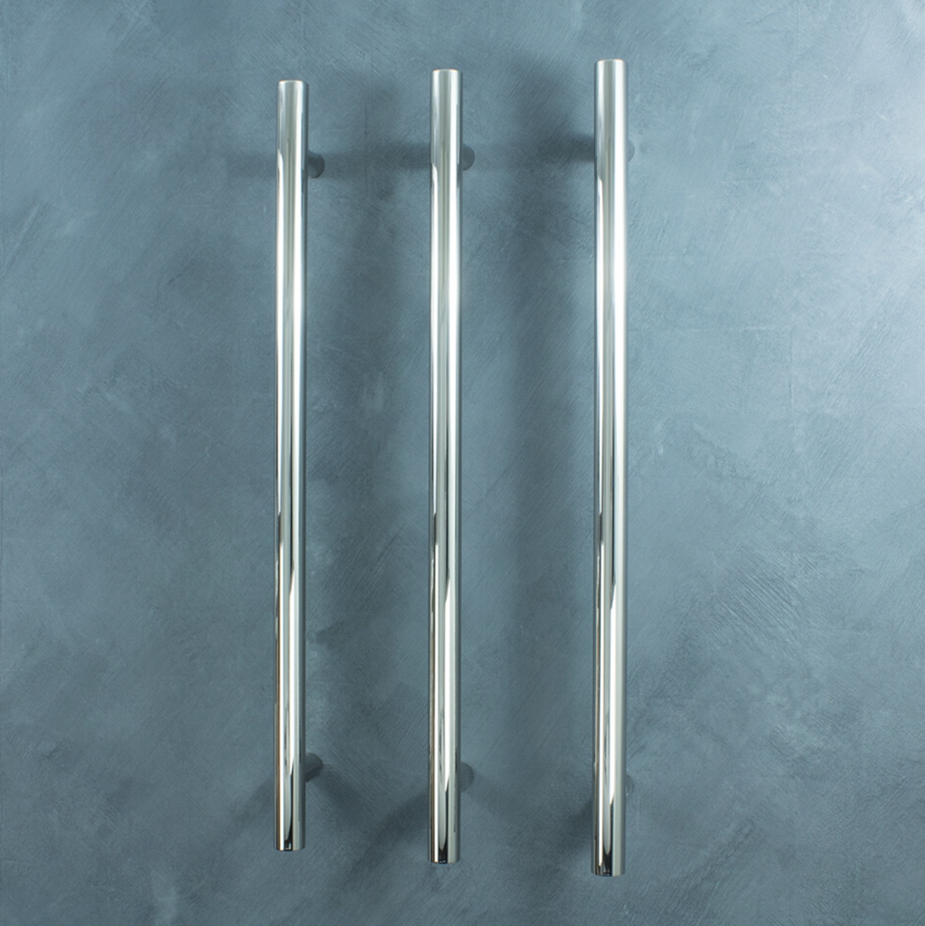 Radiant Heating Vertical Round Bars 12V Heated Towel Rails Polished 40 x 950