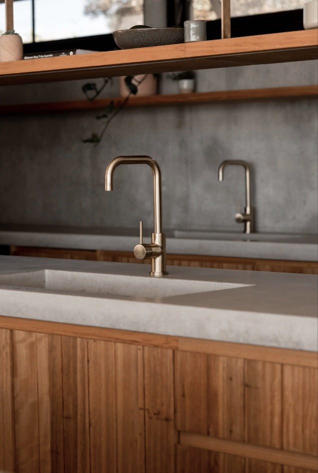 Meir Round Kitchen Mixer Tap - Tiger Bronze