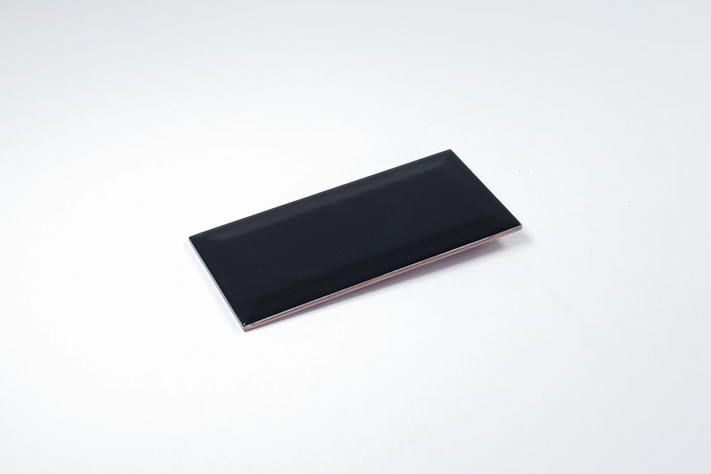 Windsor Bevelled Black Gloss Subway Tile