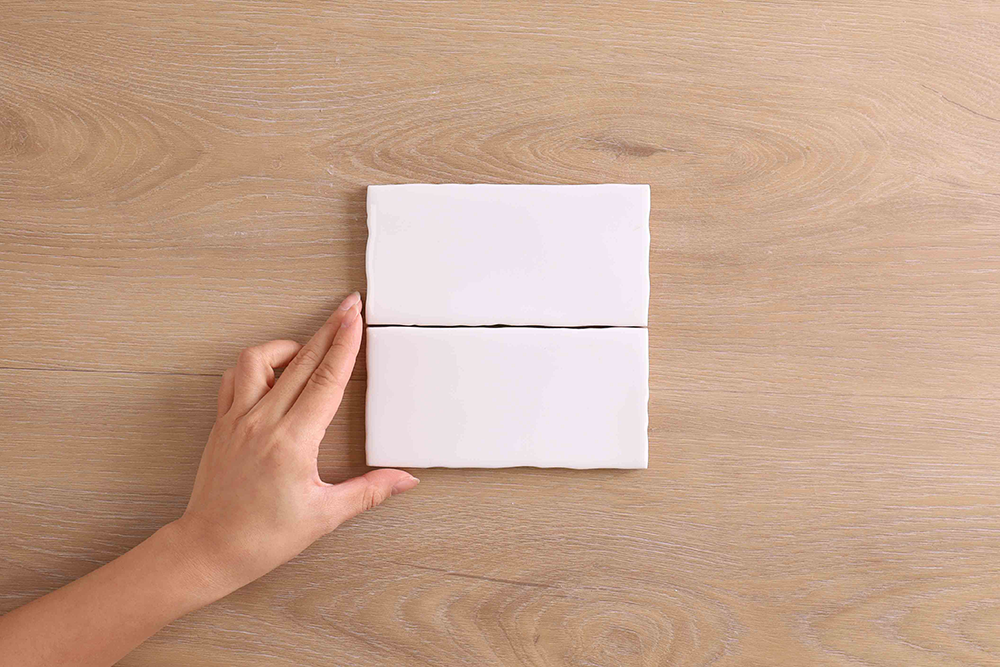 Noosa White Small Gloss Subway Tile