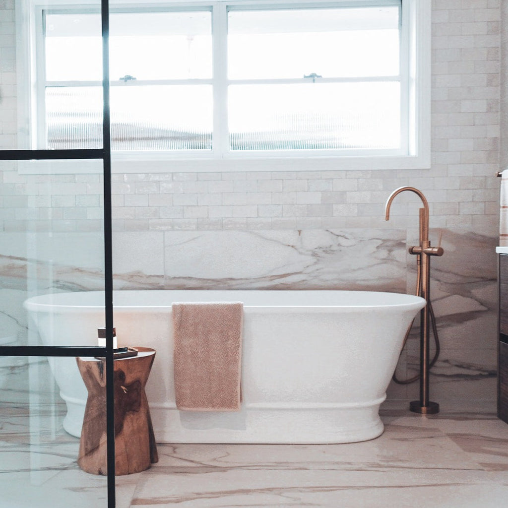 Turner Hastings Cambridge 174 TitanCast Bath - Gloss White