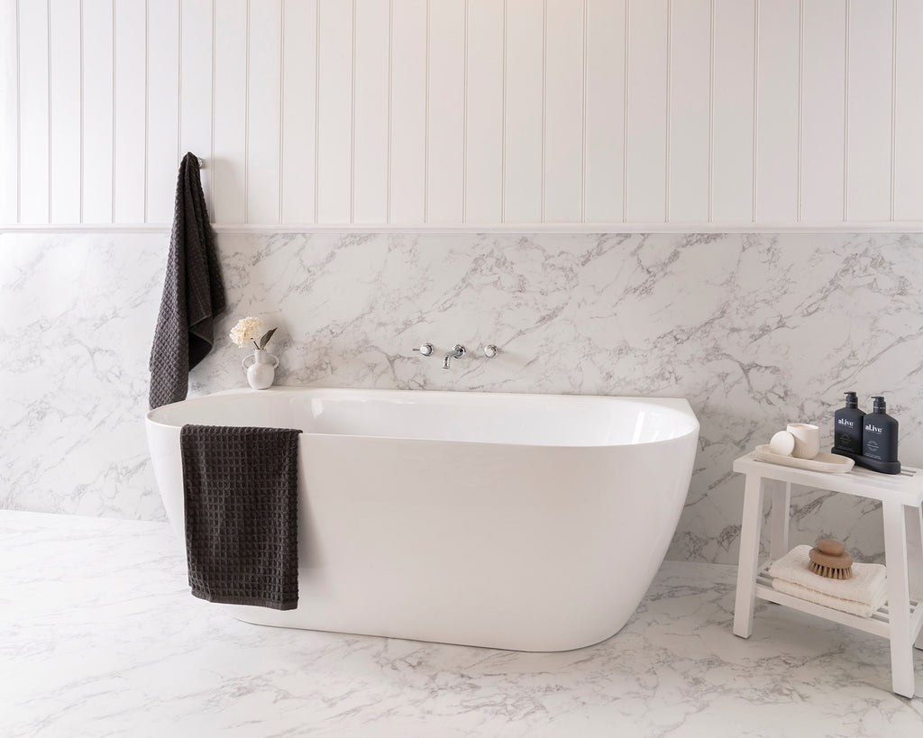 ADP Glacier Back-To-Wall Bath - Matte White