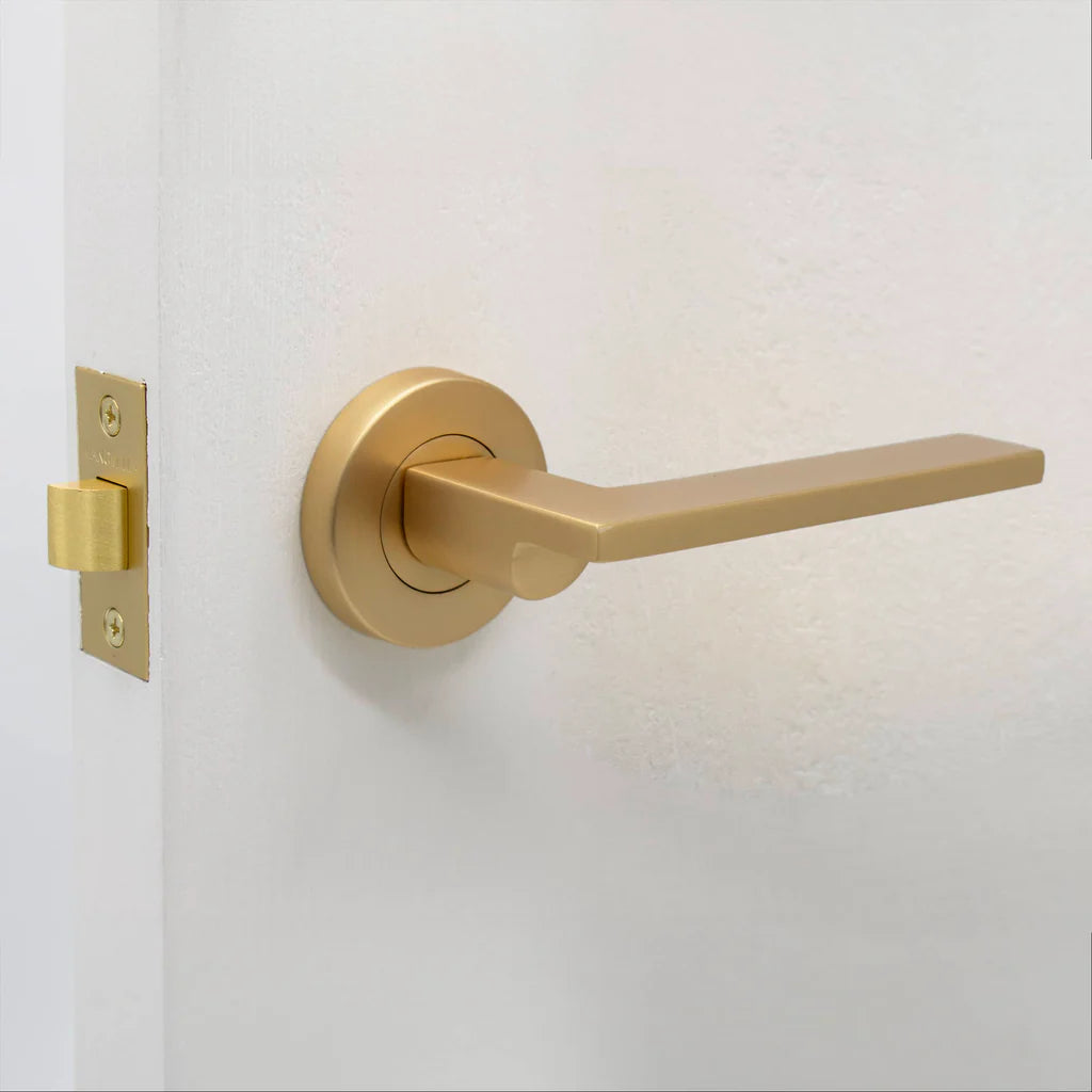 Manovella Passage Door Handle - Hamilton - Satin Brass