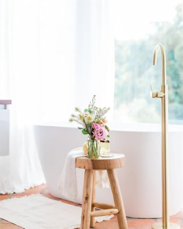 Nero Mecca Freestanding Bath Mixer - Brushed Gold