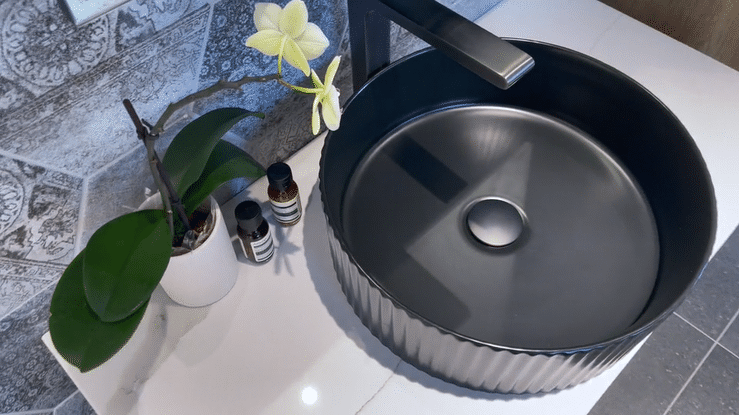 Otti Marlo Round Fluted Basin