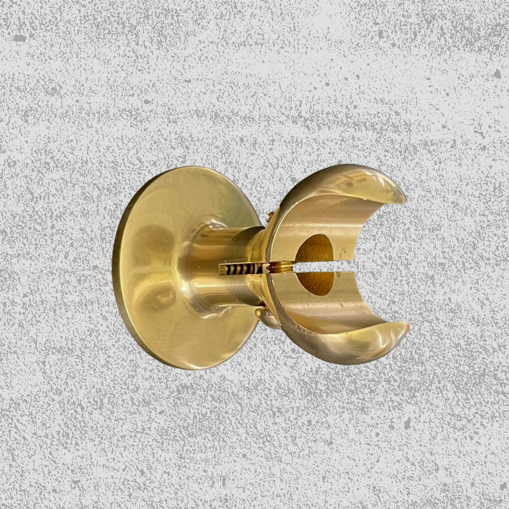 Haven Brass Pillar Clips for Outdoor Shower Copper Pipe