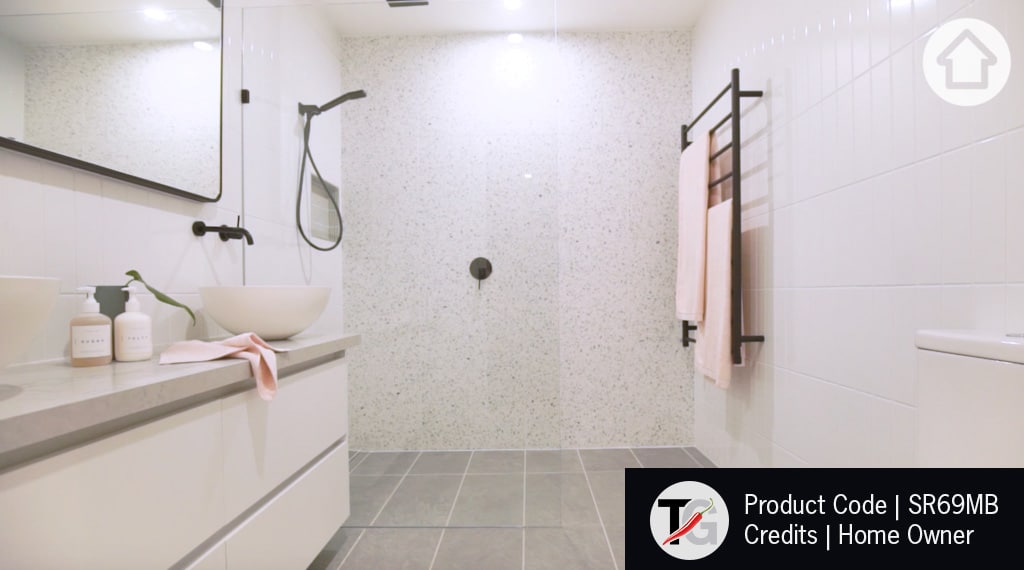 Thermogroup 10 Bar Straight Round Heated Ladder Rail - Matte Black