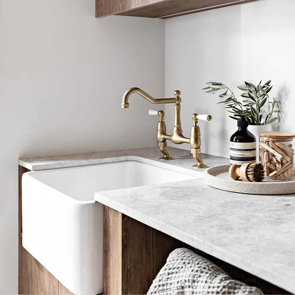 Turner Hastings Novi 50x46 Fireclay Butler Sink - Gloss White