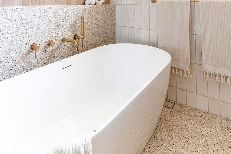 ADP Glacier Freestanding Bath 1700mm - Gloss White