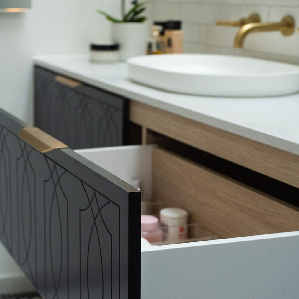 Timberline Sutherland House Regency Wall hung Vanity