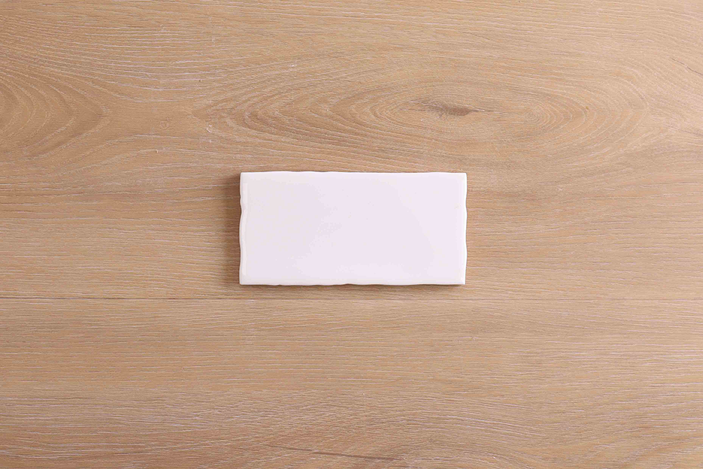 Noosa White Small Gloss Subway Tile