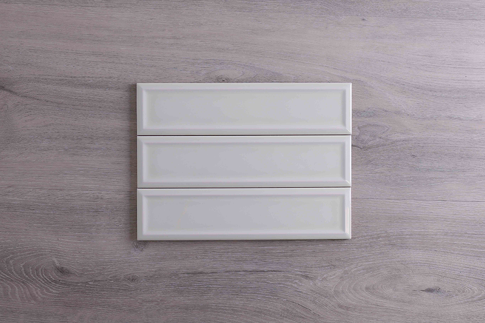 Tribeca Green Gloss Bevelled Subway Tile